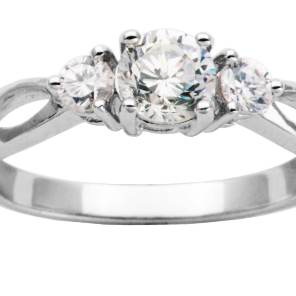 Sterling silver cubic zirconia 3 stone ring size 7